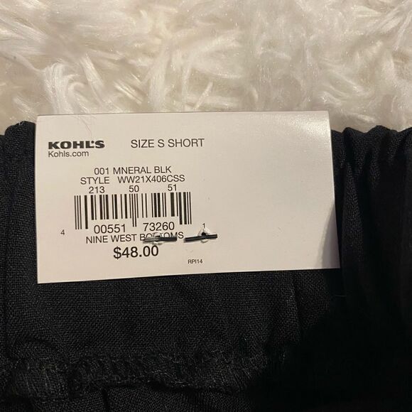 *NWT* Nine West Black Small Short Pants - Picture 7 of 7